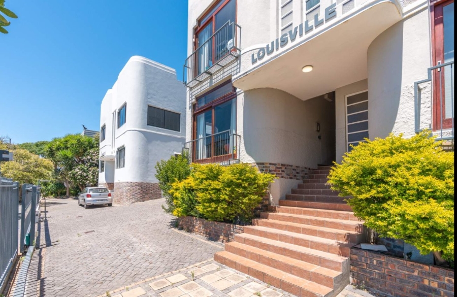 To Let 2 Bedroom Property for Rent in Vredehoek Western Cape